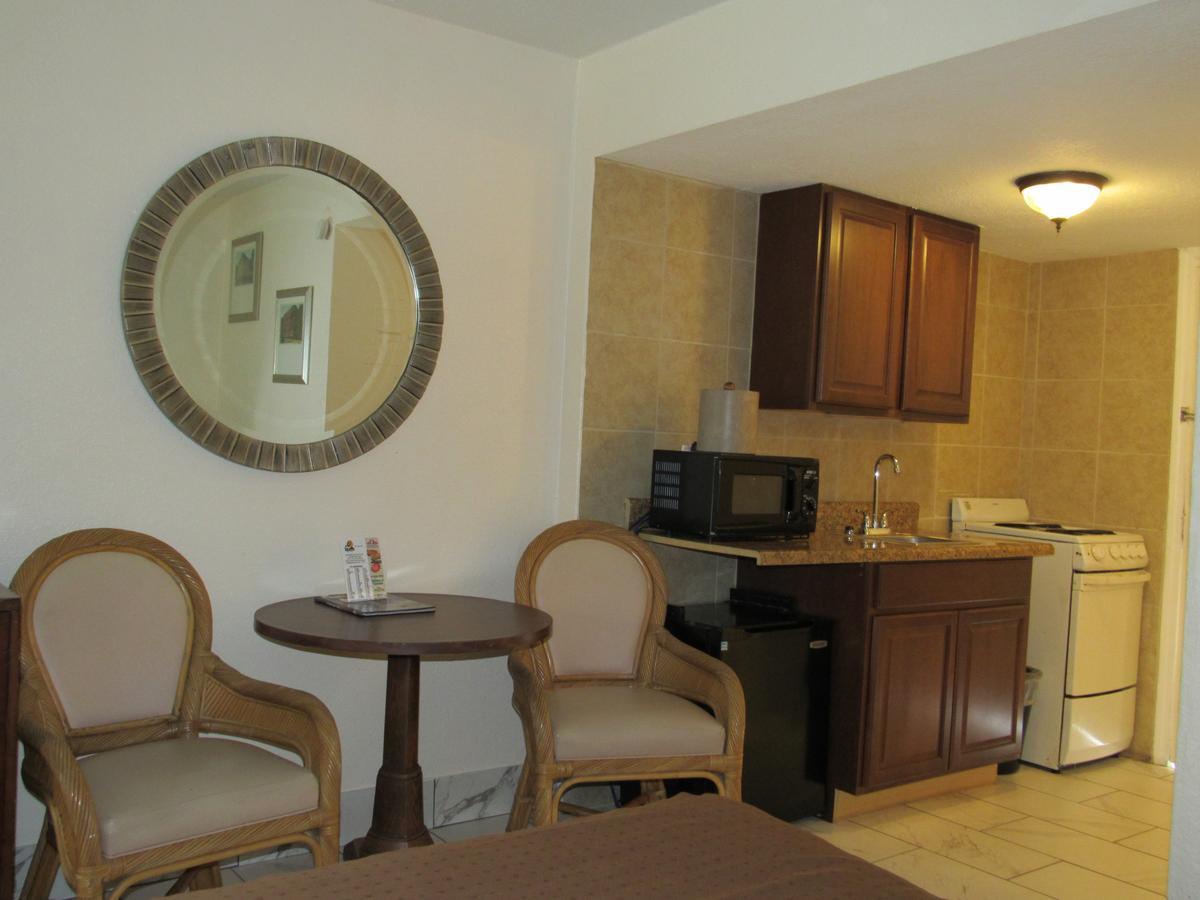 Sea Banks Motor Inn Myrtle Beach Buitenkant foto